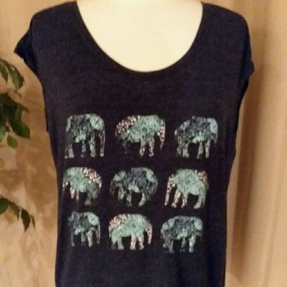 GAIAM Tops - 🎁bogo 🎁Gaiam relaxed fit top